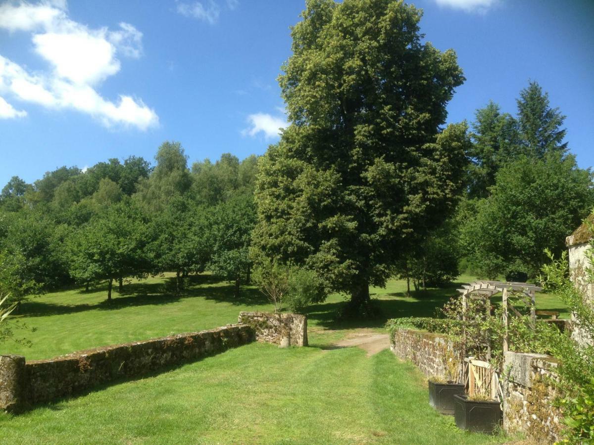 Chez Jallot - Lower Gite Vidaillat Esterno foto